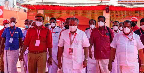 സിപിഎം നേതാക്കൾ സമ്മേളനത്തിൽ