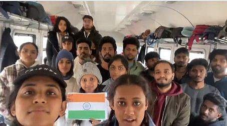 സുമിയില്‍ നിന്നും പോളണ്ടിലെത്തിയ ഇന്ത്യന്‍ വിദ്യാര്‍ഥികള്‍