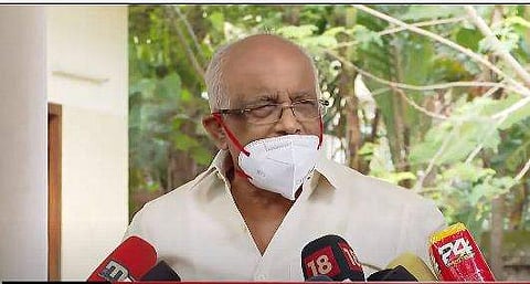 മന്ത്രി കൃഷ്ണന്‍കുട്ടി മാധ്യമങ്ങളോട് സംസാരിക്കുന്നു/ ടിവിദൃശ്യം