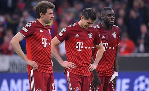 വില്ലാറയലിനോട് സമനില വഴങ്ങിയ നിരാശയില്‍ ബയേണ്‍ താരങ്ങള്‍/ഫോട്ടോ: എഎഫ്പി