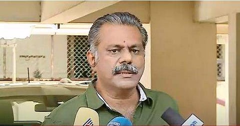 ജോസഫ് സി മാത്യു മാധ്യമങ്ങളോട് സംസാരിക്കുന്നു/ ടിവി ദൃശ്യം