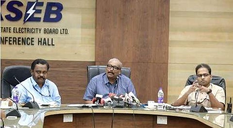 കെഎസ്ഇബി ചെയര്‍മാന്‍ ബി അശോക് മാധ്യമങ്ങളോട്