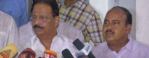 ഐഎന്‍ടിയുസി നേതൃത്വമായി നടത്തിയ ചര്‍ച്ചയ്ക്ക് ശേഷം കെ സുധാകരന്‍ മാധ്യമങ്ങളെ കാണുന്നു