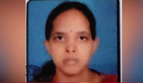 ആത്മഹത്യ ചെയ്ത സിന്ധു /ടെലിവിഷന്‍ ചിത്രം