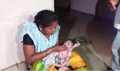 യുവതിയും കുഞ്ഞും