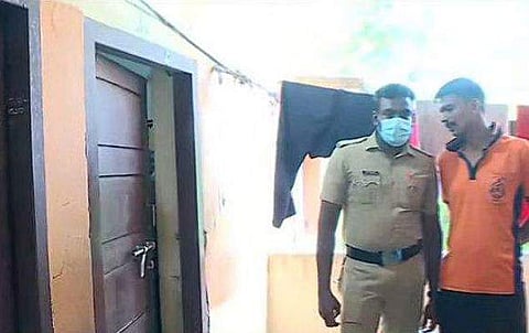 മരണം നടന്ന ആലപ്പുഴ പൊലീസ് ക്വാര്‍ട്ടേഴ്‌സിന്റെ ടെലിവിഷന്‍ ദൃശ്യം