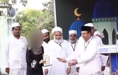 വീഡിയോ ദൃശ്യത്തില്‍ നിന്ന്‌