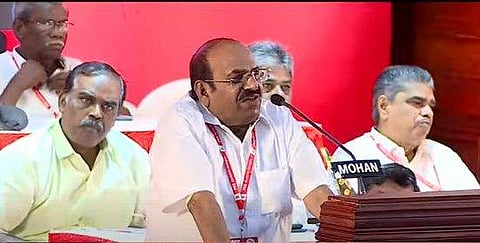 കോടിയേരി പരിപാടിയില്‍ പ്രസംഗിക്കുന്നു/ ടിവി ദൃശ്യം