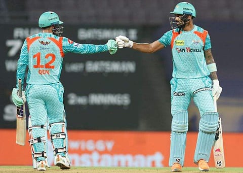 ലഖ്‌നൗവിന്റെ ഓപ്പണര്‍മാരായ ഡിക്കോക്കും കെഎല്‍ രാഹുലു