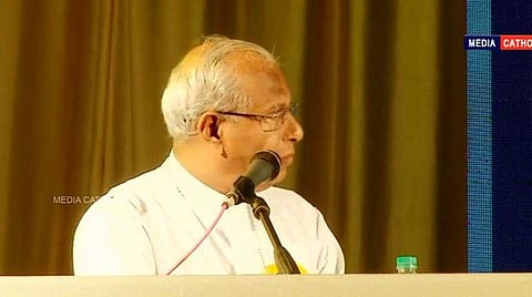 കുടുംബോത്സവം ഉദ്ഘാടനം ചെയ്ത് മാന്‍ ആന്‍ഡ്ര്യൂസ് താഴത്ത് സംസാരിക്കുന്നു/വിഡിയോ ദൃശ്യം