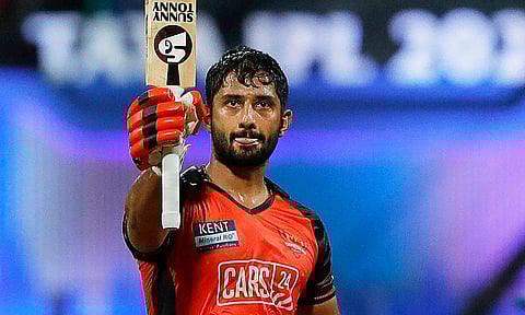 അർധസെഞ്ച്വറി ആഘോഷിക്കുന്ന രാഹുൽ ത്രിപാഠി/ പിടിഐ