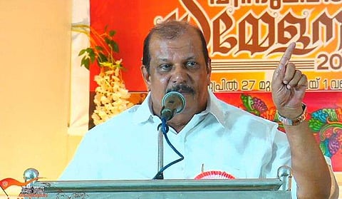 പി സി ജോര്‍ജ് ഹിന്ദുമഹാസമ്മേളനത്തില്‍ പ്രസംഗിക്കുന്നു/ ഫയൽ