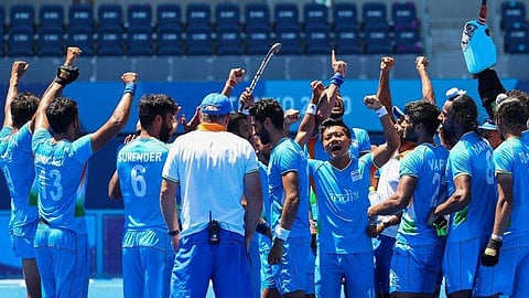 സൂപ്പര്‍ ഫോറില്‍ എത്തിയ ഇന്ത്യന്‍ ടീമിന്റെ ആഹ്ലാദം