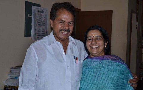 ഉമാ തോമസ് പിടി തോമസിനൊപ്പം ചിത്രം/ ഫെയ്‌സ്ബുക്ക്‌