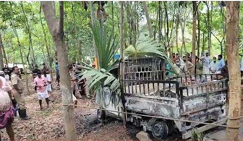 സ്‌ഫോടനം നടന്ന ഓട്ടോറിക്ഷ/ ടിവി ദൃശ്യം