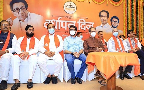 ഷിന്‍ഡെ ഉദ്ധവ് താക്കറെക്കൊപ്പം/ ഫയല്‍