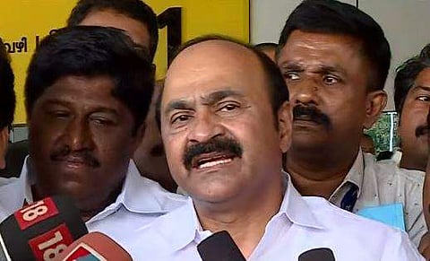 വിഡി സതീശന്‍