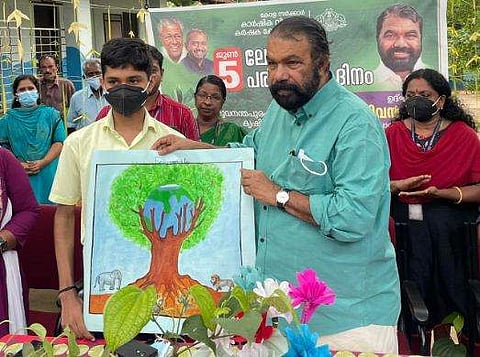 മന്ത്രി ശിവന്‍കുട്ടി/ ഫെയ്‌സ്ബുക്ക് ചിത്രം