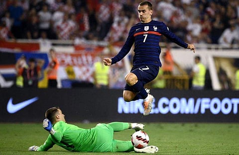 ഗ്രീസ്മാന്റെ മുന്നേറ്റം തടയുന്ന ക്രൊയേഷ്യന്‍ ഗോല്‍കീപ്പര്‍/ഫോട്ടോ: എഎഫ്പി