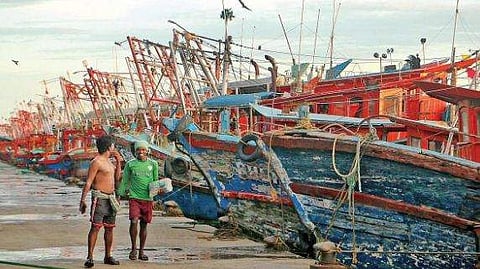 സംസ്ഥാനത്ത് ഇന്ന് അർധരാത്രി മുതല്‍ ട്രോളിങ് നിരോധനം; 52 ദിവസം തീരപ്രദേശത്ത് ഇനി വറുതിയുടെ കാലം
