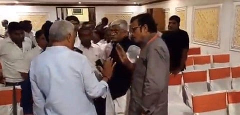 വീഡിയോ സ്‌ക്രീന്‍ഷോട്ട്