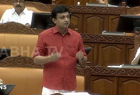 മുഹമ്മദ് റിയാസ് നിയമസഭയില്‍ മറുപടി പറയുന്നു