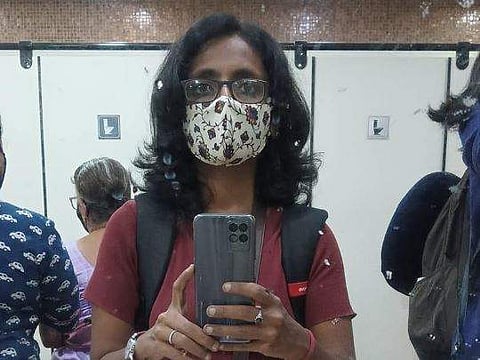 ഹിന്ദു ദൈവങ്ങളെ അപമാനിച്ചു; സംവിധായക കുഞ്ഞില മാസിലാമണിക്കെതിരെ പൊലീസ് കേസ്