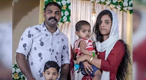 റെനീസും കുടുംബവും