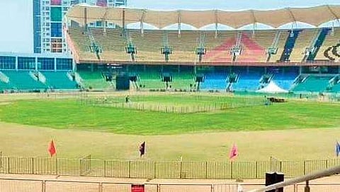 കാര്യവട്ടം ഗ്രീന്‍ഫീല്‍ഡ് സ്റ്റേഡിയം, ഫയല്‍