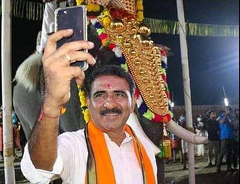 ബി ഗോപാലകൃഷ്ണന്‍