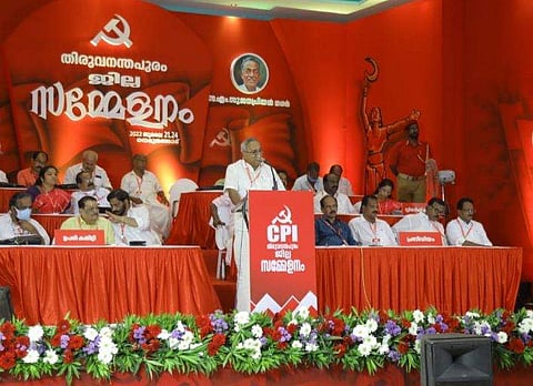 ജില്ലാ സമ്മേളനം  കാനം രാജേന്ദ്രൻ  ഉദ്ഘാടനം ചെയ്യുന്നു/ ഫെയ്സ്ബുക്ക്