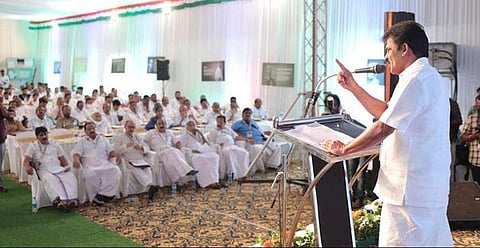 കെ സി വേണുഗോപാല്‍ ചിന്തന്‍ ശിബിരത്തില്‍ സംസാരിക്കുന്നു/ ഫെയ്‌സ്ബുക്ക്‌