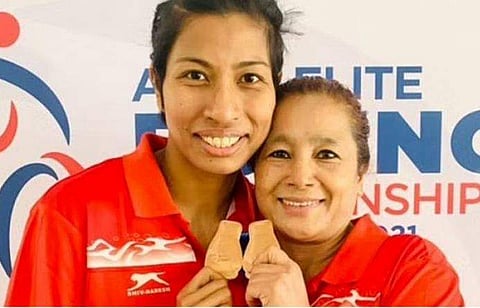 ലവ്‌ലിനയും സന്ധ്യ ​ഗുരുങ്ങും/ ഫയൽ ചിത്രം