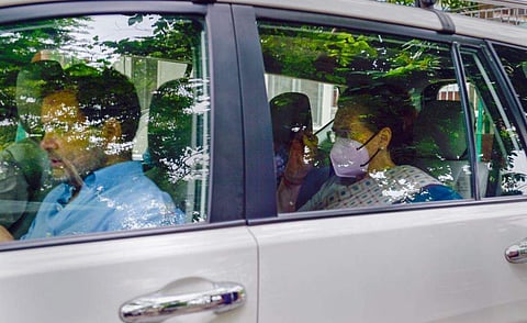 സോണിയയും രാഹുലും ഇഡി ഓഫീസിലേക്ക്/ പിടിഐ ചിത്രം