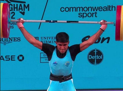 സാങ്കേത് സാഗര്‍/ഫോട്ടോ: ട്വിറ്റര്‍