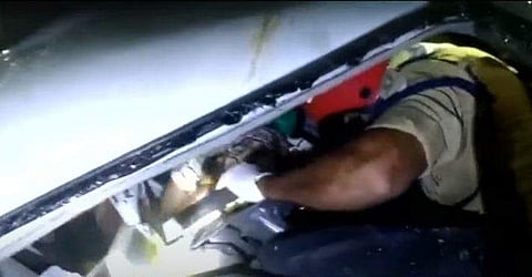 അപകടത്തില്‍ തകര്‍ന്ന കാര്‍/ ടി വി ദൃശ്യം