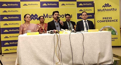 മുത്തൂറ്റ് മിനി ഫിനാന്‍സിയേഴ്‌സിന്റെ എംഡി മാത്യു മുത്തൂറ്റ് വാര്‍ത്താസമ്മേളനത്തില്‍