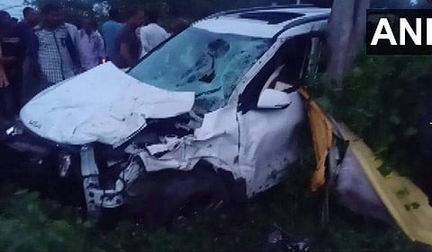 അപകടമുണ്ടാക്കിയ കാര്‍/ എഎന്‍ഐ