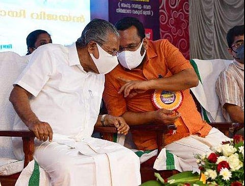 മുഖ്യമന്ത്രി പിണറായി വിജയനും മന്ത്രി കെ രാജനും/ ഫെയ്‌സ്ബുക്ക്