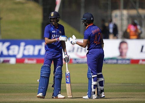 ഓപ്പണര്‍മാരായ ശിഖര്‍ ധവാനും ശുഭ്മാന്‍ ഗില്ലും