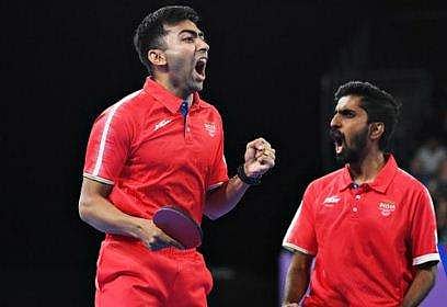 കോമണ്‍വെല്‍ത്ത് ഗെയിംസില്‍ സ്വര്‍ണം നേടിയ ഇന്ത്യന്‍ ടീം