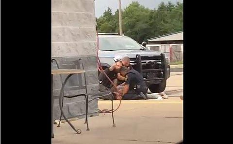 വീഡിയോ സ്‌ക്രീന്‍ഷോട്ട്‌