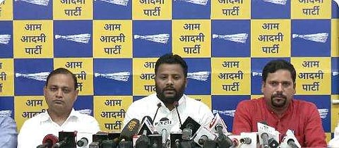 എഎപി എംഎല്‍എമാര്‍ നടത്തിയ പത്രസമ്മേളനത്തില്‍ നിന്ന് 