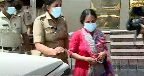 ഇന്ദുലേഖ / ടിവിദൃശ്യം