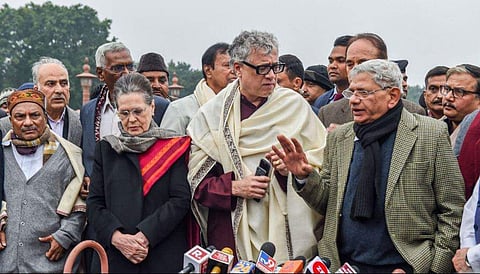 സോണിയയും യെച്ചൂരിയും അടക്കമുള്ള നേതാക്കള്‍/ ഫയല്‍