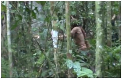 മാന്‍ ഓഫ് ദി ഹോളിന്റേതായി പുറത്തുവന്ന ചിത്രം