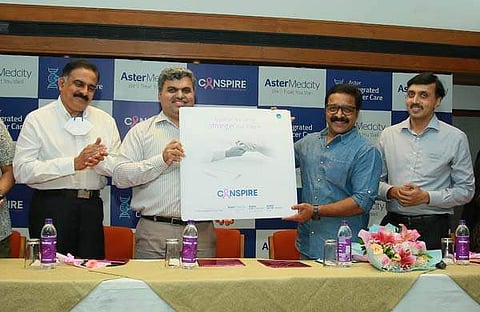 കാന്‍സ്പയര്‍ രഞ്ജി പണിക്കര്‍ പ്രകാശനം ചെയ്യുന്നു