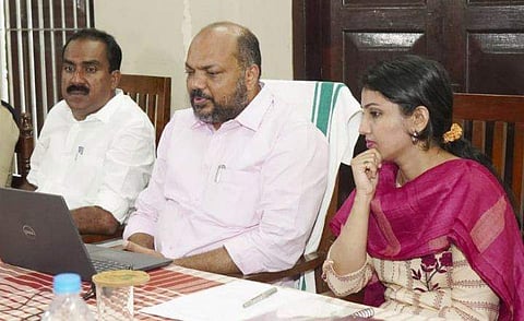 മന്ത്രി രാജീവിന്റെ നേതൃത്വത്തില്‍ ചേര്‍ന്ന അവലോകനയോഗം/ ഫെയ്‌സ്ബുക്ക്‌