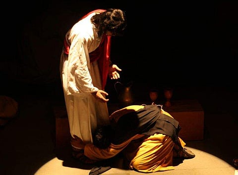 നാടകത്തിൽ നിന്നുള്ള രം​ഗം