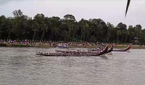 ഫൈനല്‍ മത്സരത്തിനിടെ